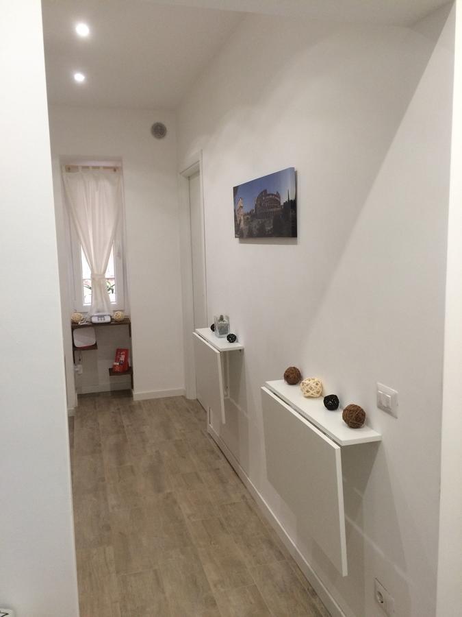 Bed and Breakfast Alloggio Turistico Al Colosseo Рим Экстерьер фото