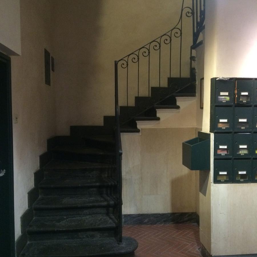 Bed and Breakfast Alloggio Turistico Al Colosseo Рим Экстерьер фото
